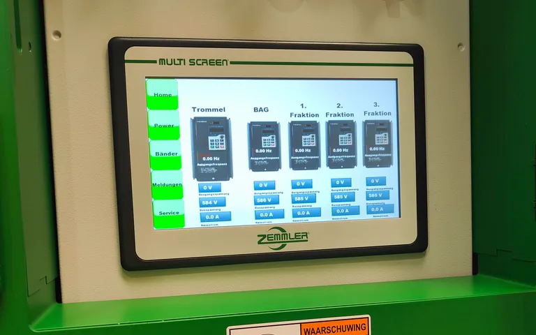 Machine interface showing a batching screen with fraction selections